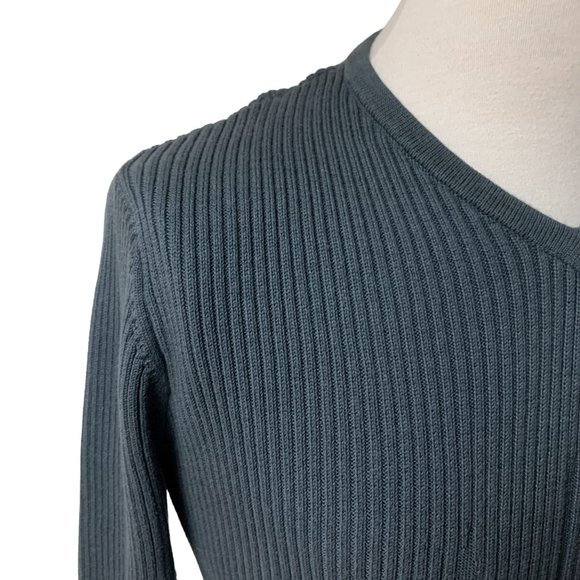 ARMANI EXCHANGE‎ Midnight Blue Ribbed Knit Logo V Neck Long Sleeve Sweater - Picture 4 of 11